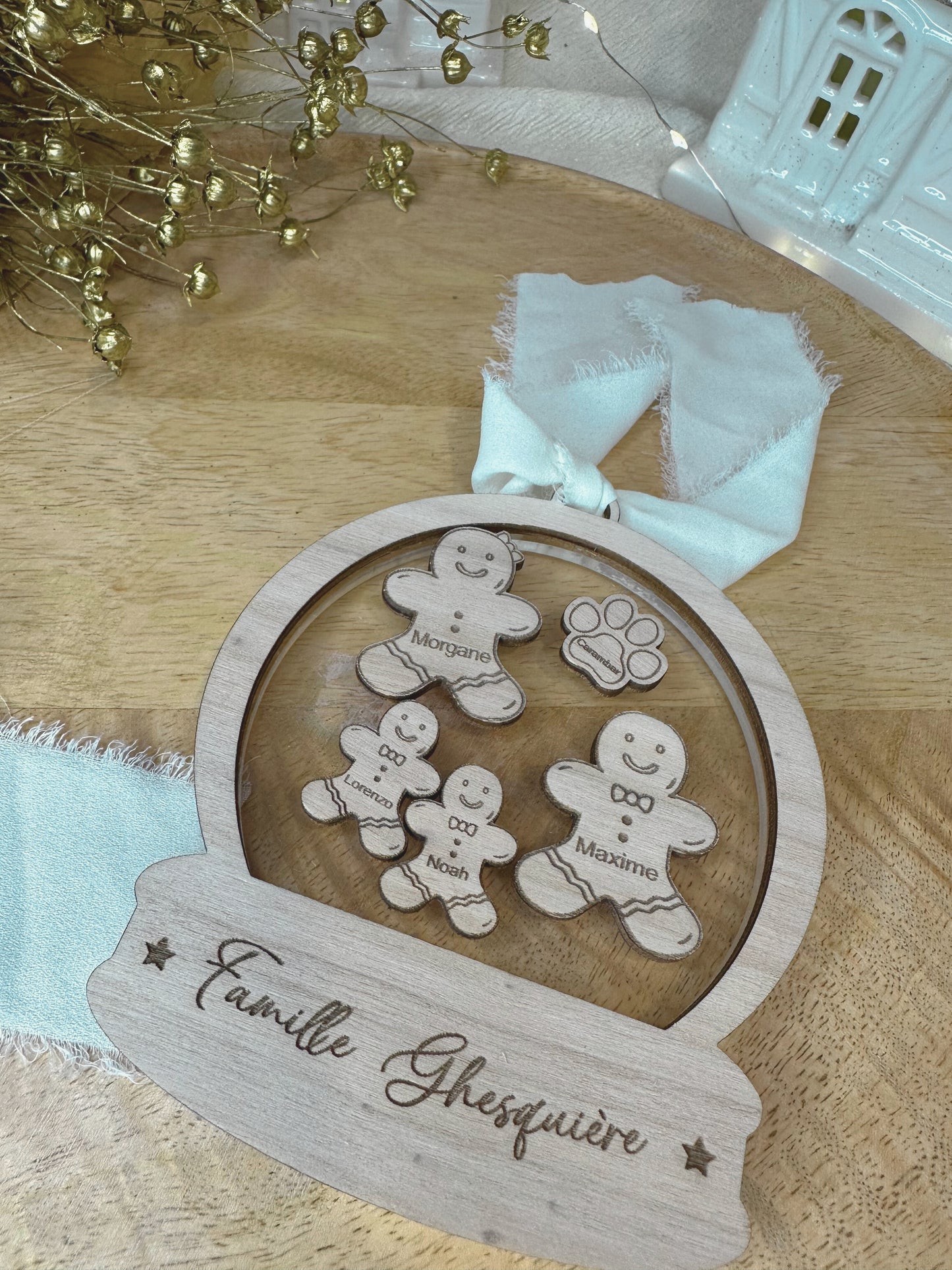 Boule de Noël famille pain d'épices