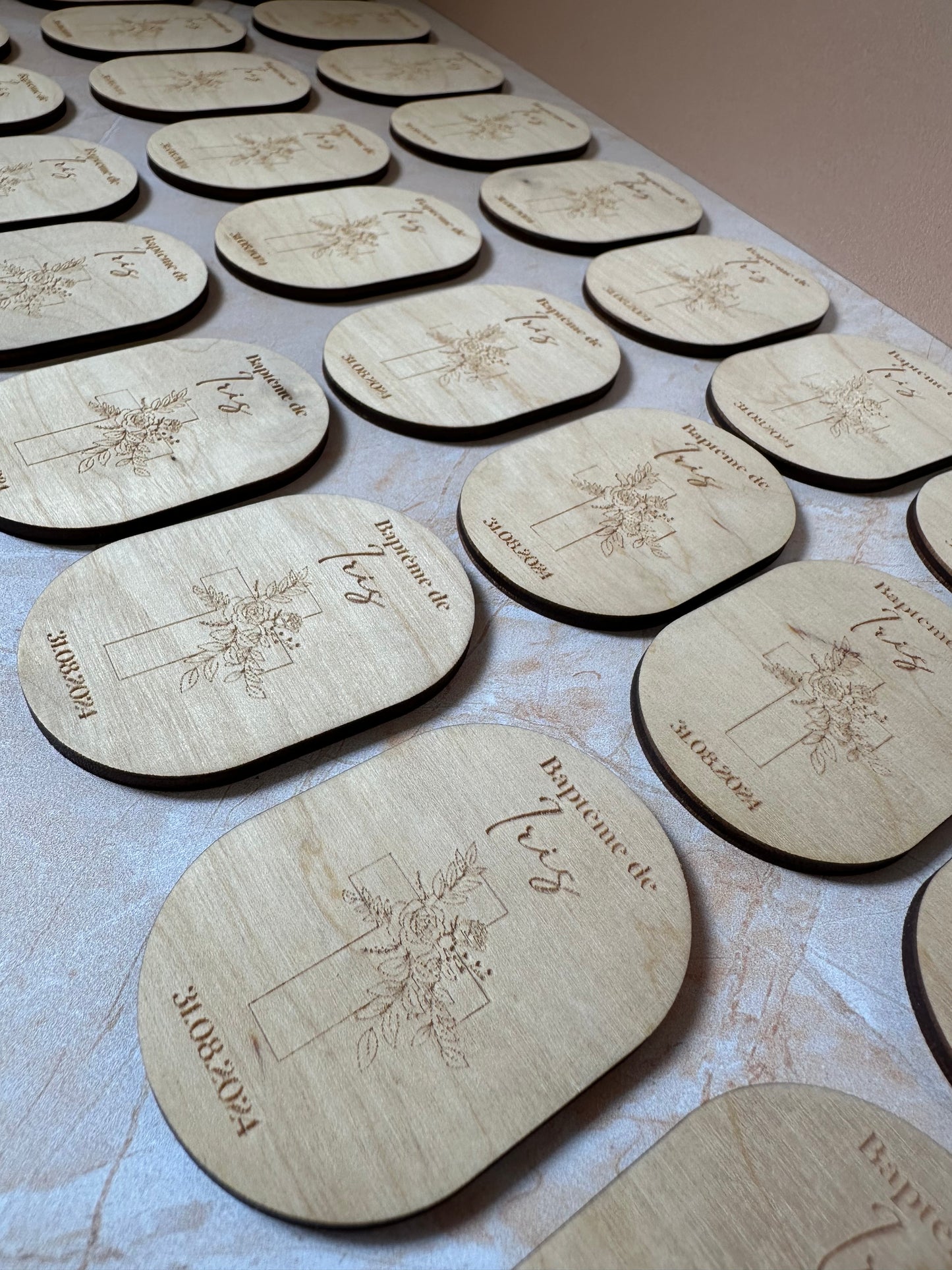 Magnets en bois personnalisés - Mariage