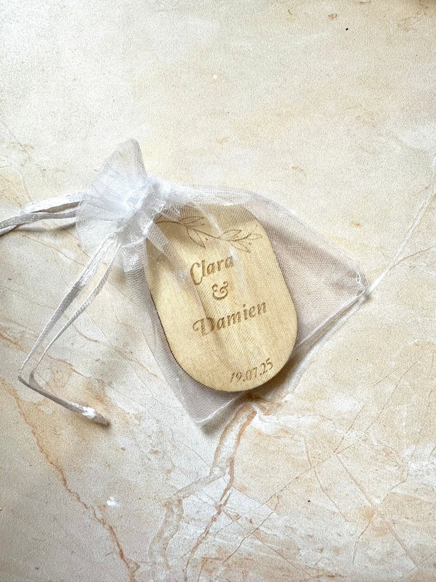 Magnets en bois personnalisés - Mariage