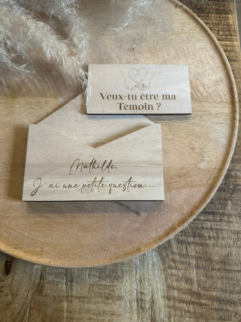 Enveloppe surprise avec carte en bois