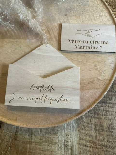 Enveloppe surprise avec carte en bois