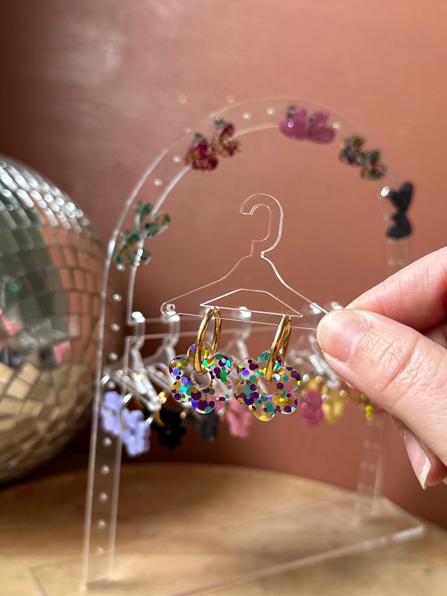 Boucles d'oreilles Créoles mini Daisy pour petite fille