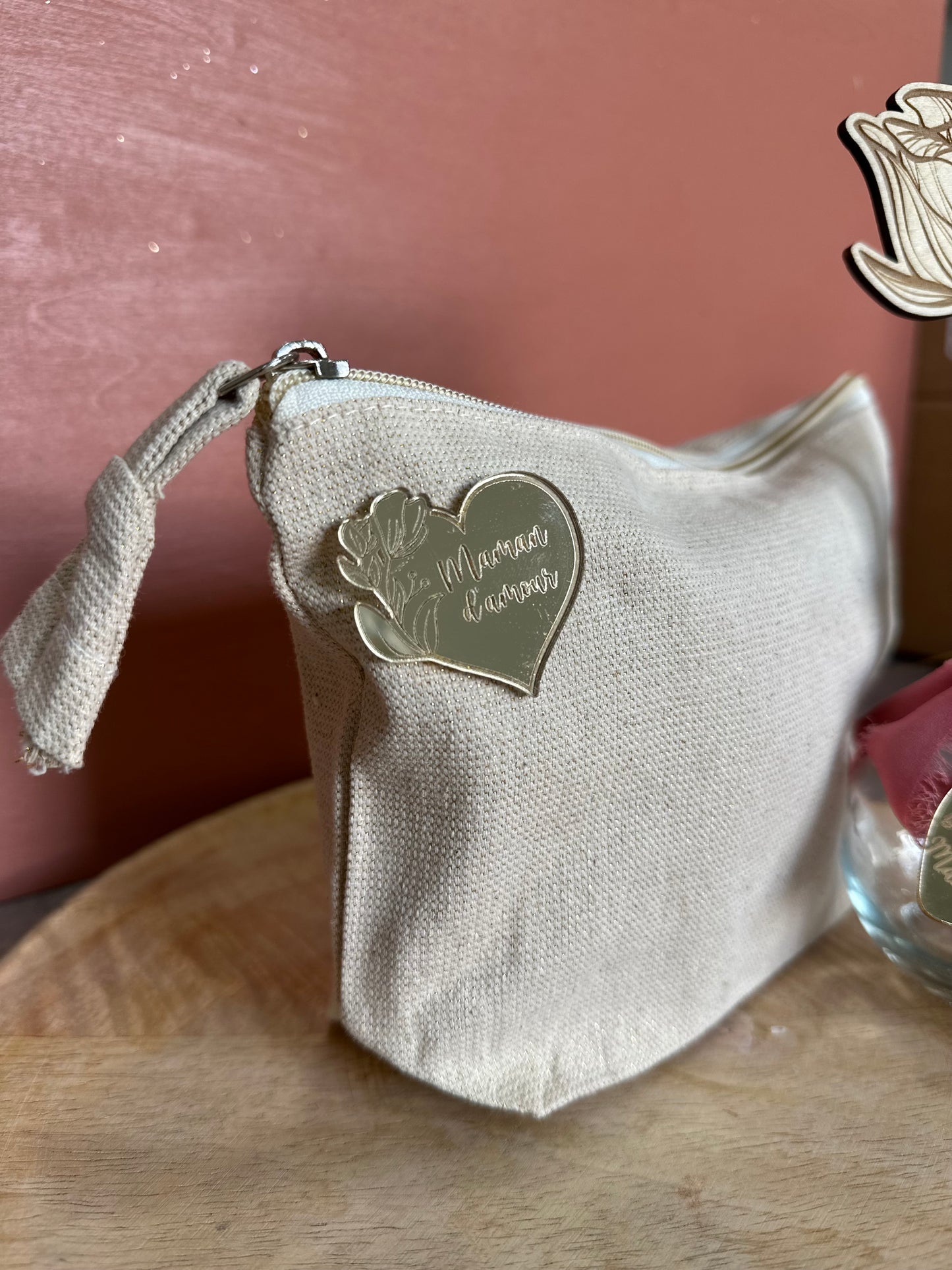 Pin's / Broche fête des mères - Maman d'amour