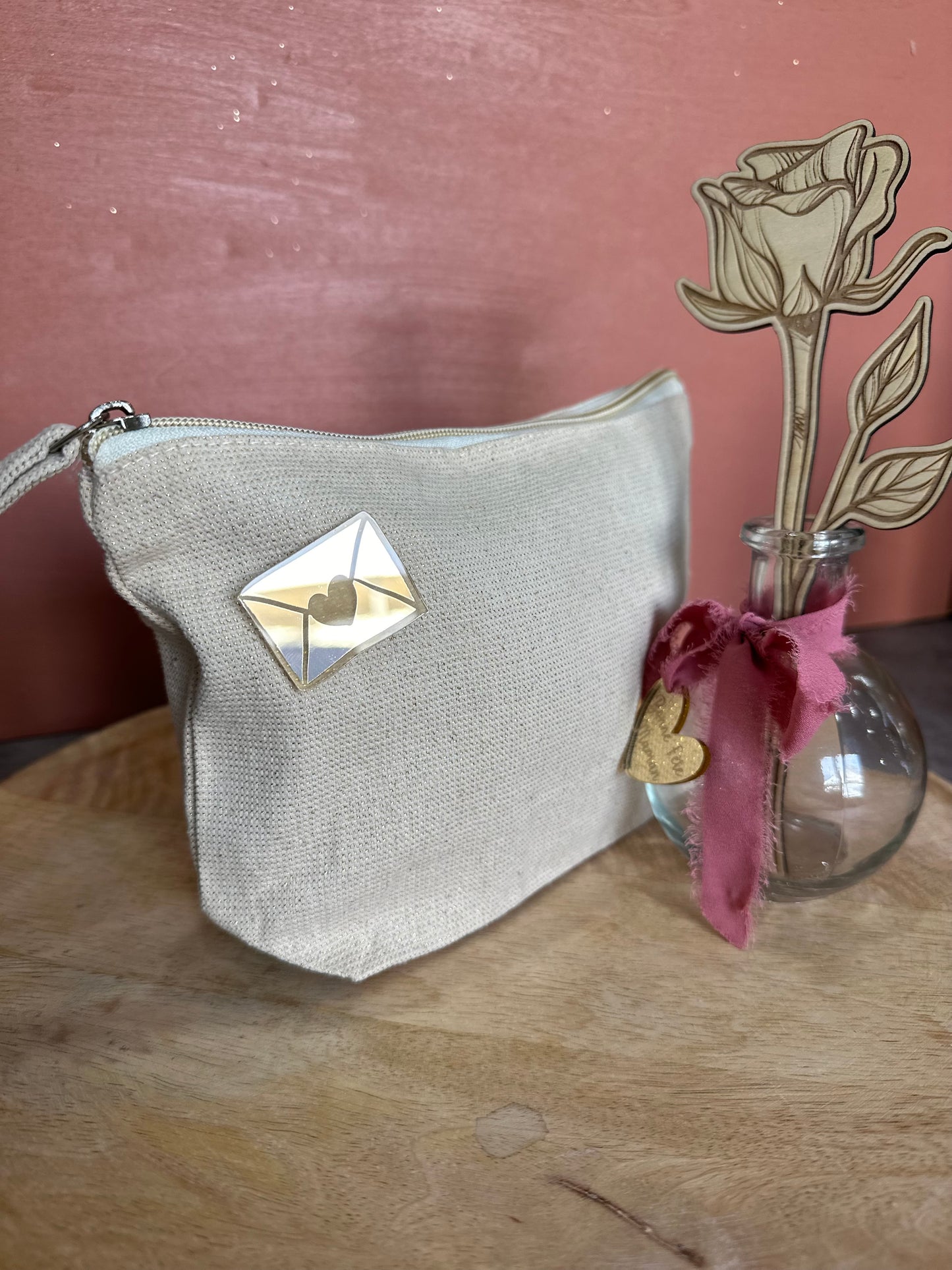 Pin's / Broche fête des mères - Lettre d'amour
