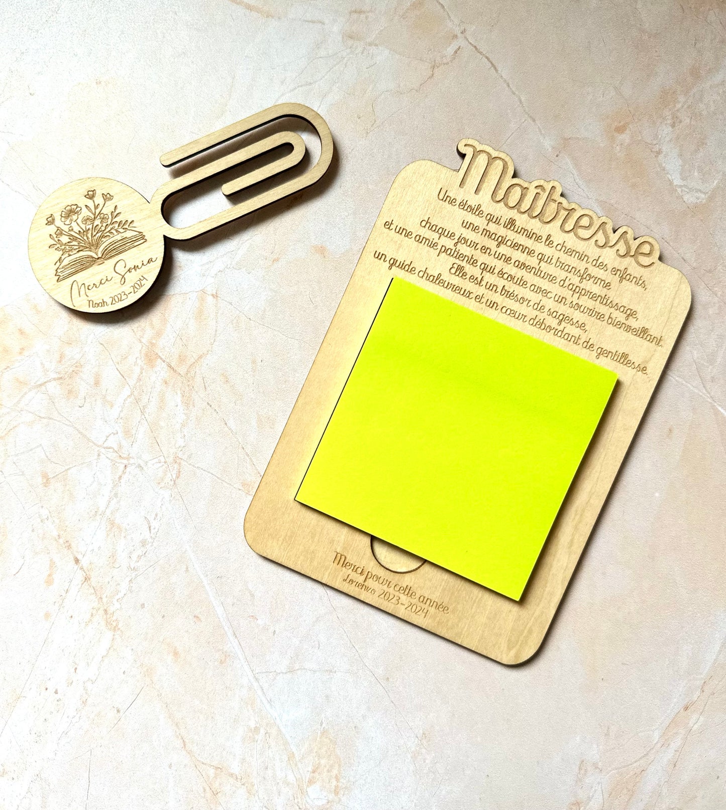 Support post-it fin d'année scolaire